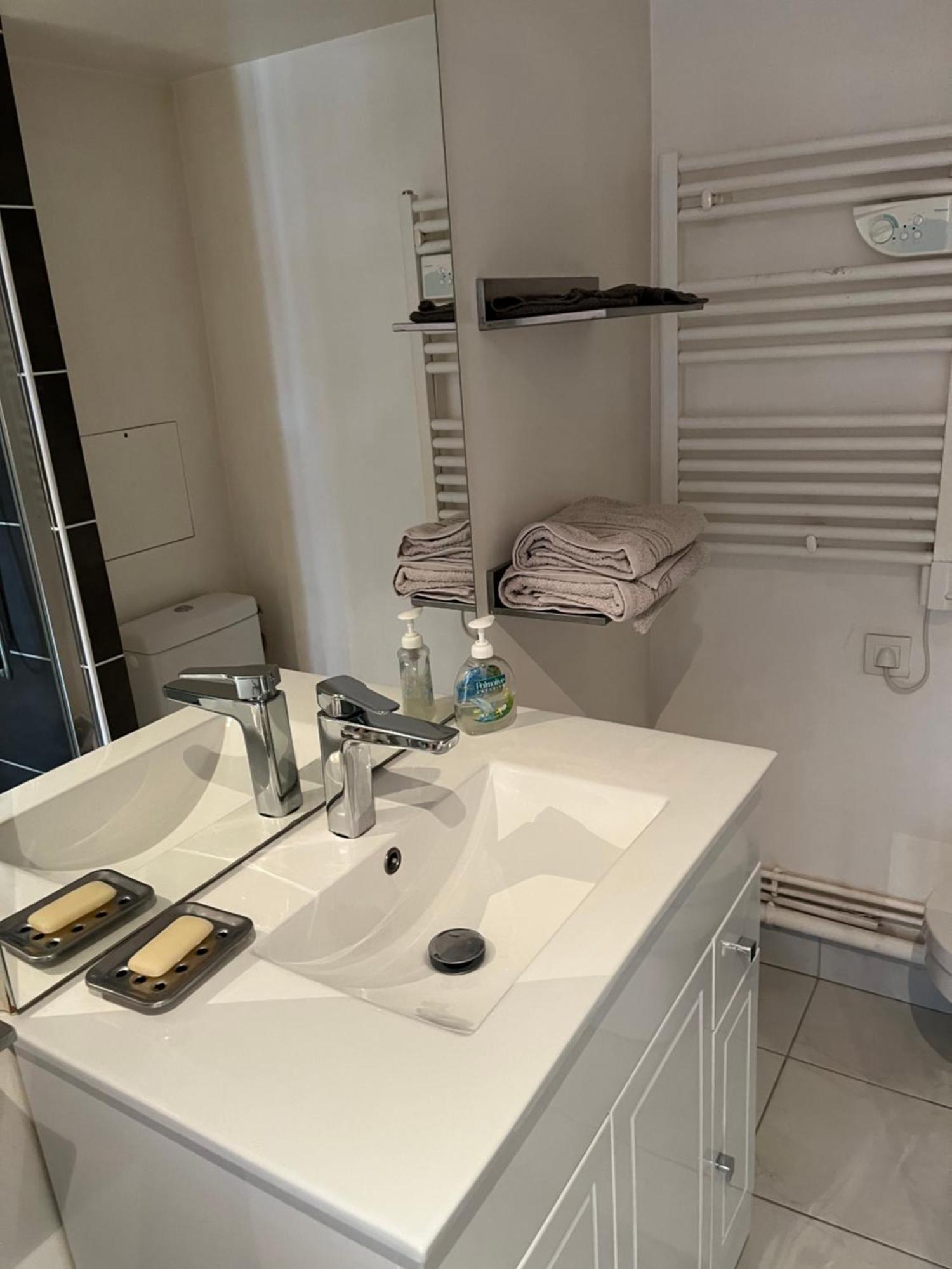 Bel Appartement Chic Et Cosy 78100 Saint-Germain-en-Laye ภายนอก รูปภาพ